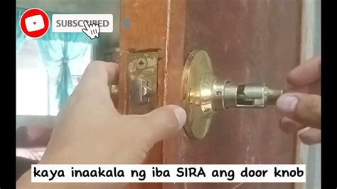 Sira ang doorknob in English with contextual examples .